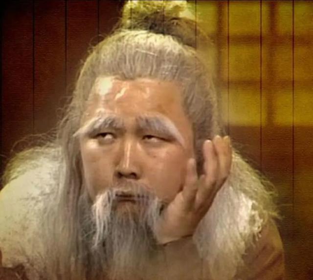 周伯通近百岁头发由白转黑,最终他的武功能达到何等境界？