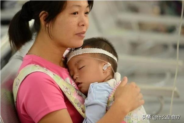 小孩拉不出屎怎么办:3岁儿子大便干拉不出来，儿科医生：2个方法有用，是哪2个？