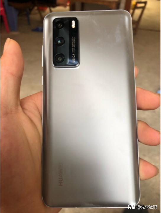 华为手机好用还是小米手机好用,华为p40还是小米10pro？