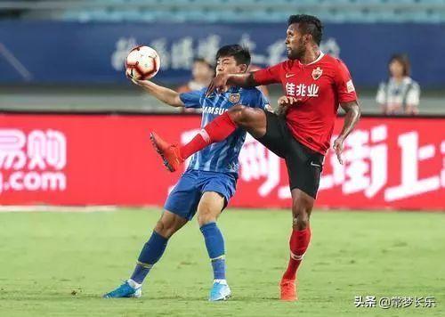 演员李帅:恒大何超和大连人李帅互换交易，谁是最终赢家？