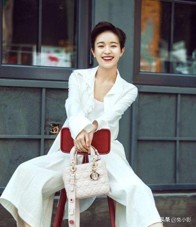邢恩照片:哪些女明星的穿搭个性又帅气？