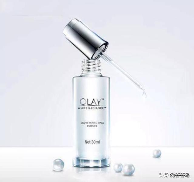 女士精华液:精华水、精华液和精华乳到底有什么区别