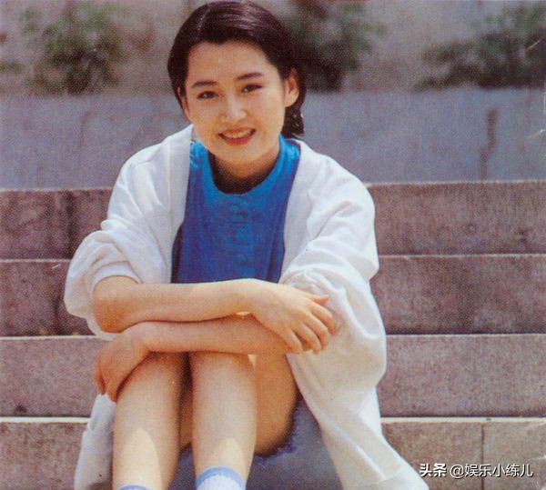 张涵予个人资料:中国最迷人酒窝美女许晴，有过一位亿万富翁男友后，为何从此单着