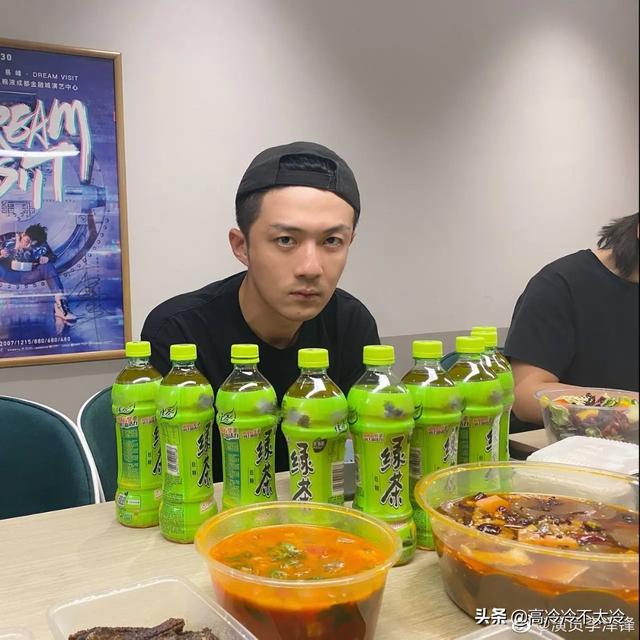 许幻山和林有有热吻:如何评价《三十而已》中的林有有？