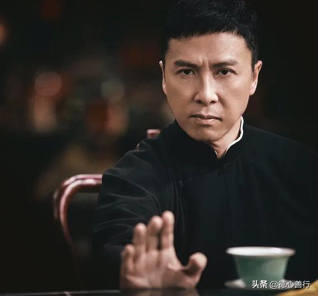 《叶问4》的最后如果是张天志和美国军官打,谁会赢？