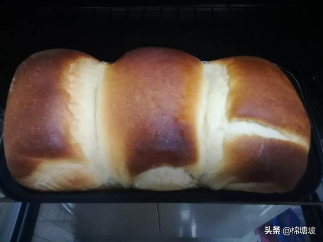 用面包机怎么做面包(怎样用面包机做面包又松又软窍门)