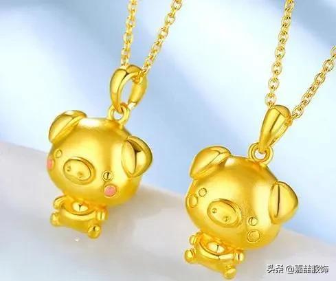 适合女人的黄金吊坠,买吊坠是买玉的好还是黄金的好？