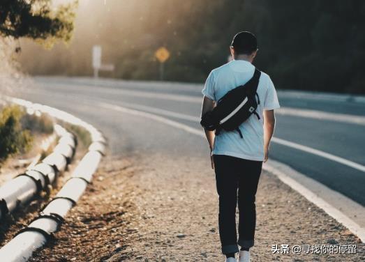 一个人不爱你有什么表现？
