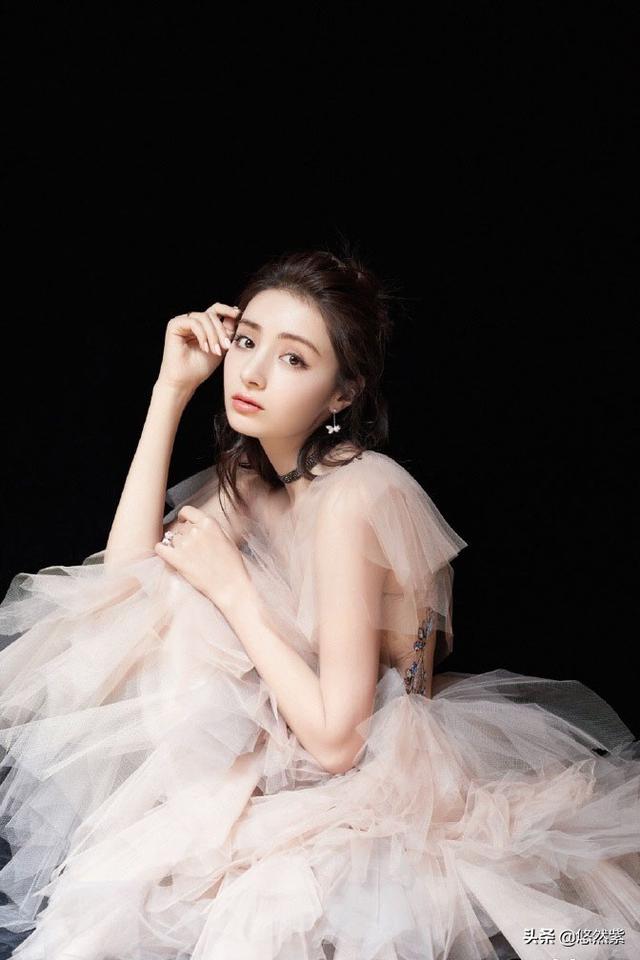 刘丹资料:《还珠格格》里，香妃是什么地方的人？香妃的家乡是哪里？