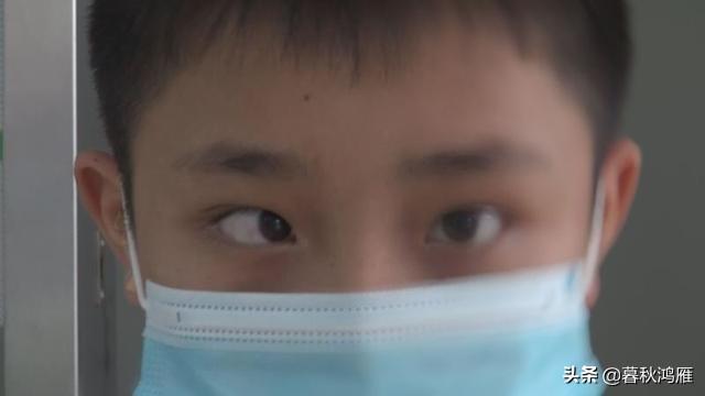 广东灵异事件小男孩:东莞一男孩疯狂玩游戏玩出了“斗鸡眼”进医院，到底是怎么回事？