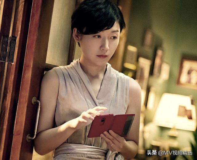代乐乐图片:你们怎么看待《安家》里面的代乐乐饰演的赵小姐和她老公这一家人