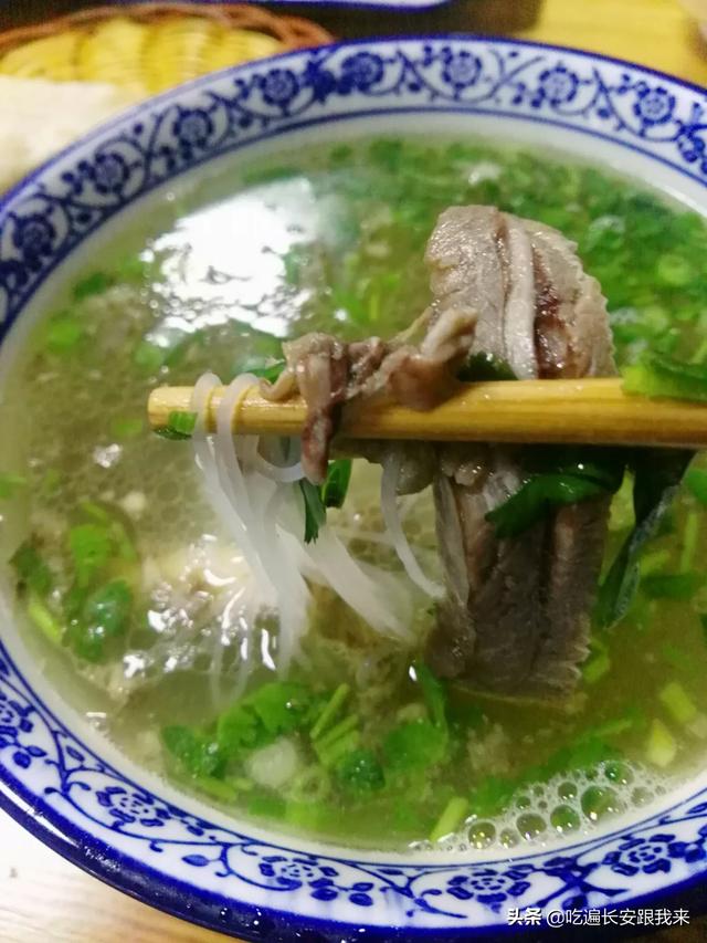 餐饮<a href=https://maguai.com/list/82-0-0.html target=_blank class=infotextkey><a href=https://maguai.com/list/82-0-0.html target=_blank class=infotextkey>美食</a></a>直播APP与微信小程序如何快速引流