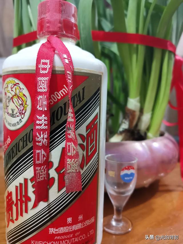 有没有一款集茅台,董酒,金门高粱酒,五粮液之大成的综合体白酒？