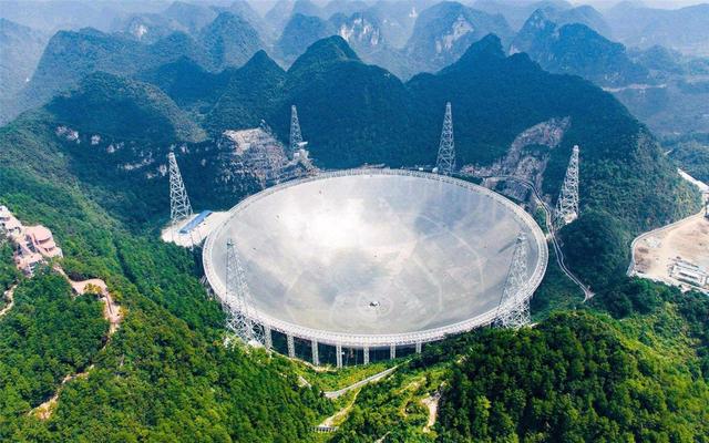 中国天眼发现外星人:FAST天眼目前寻找到宇宙信号了吗能否真的找到外星文明