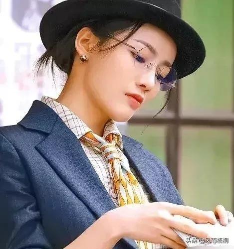 连浩勤:好久没看电影了，小时候经常看港剧，有没有好的港剧推荐？