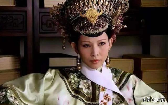 会唱黄土高坡的鹦鹉在线播放:安陵容的嗓子是被谁毒哑的？皇后还是祺嫔，为什么要这么做呢？