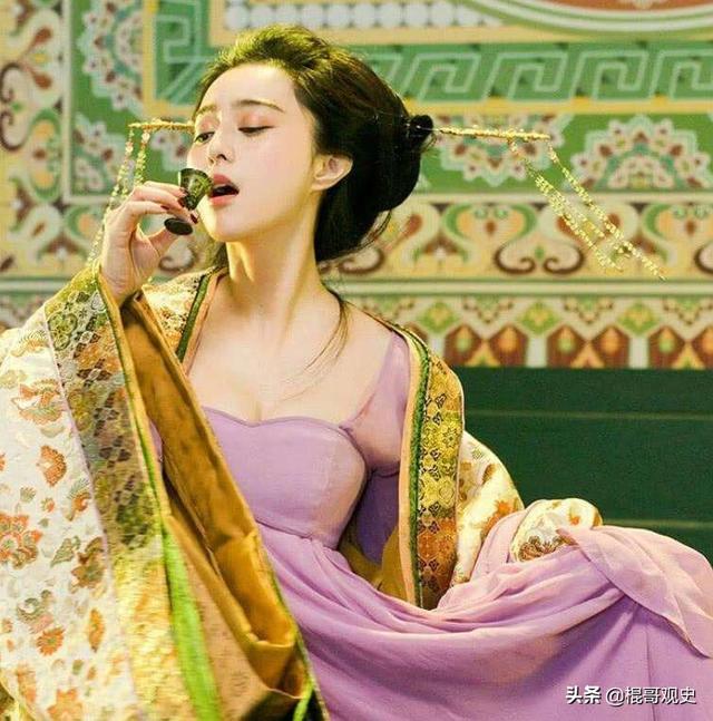 杨贵妃真实画像:杨贵妃的腰，是细还是粗都说杨贵胖，唐朝以胖为美，贵妃的腰呢