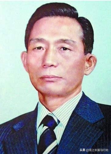 作为韩国总统的朴正熙,为什么会被自己的情报部长刺杀了？