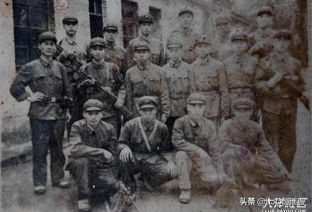 朋友去世了,和他生前的合照怎么办？