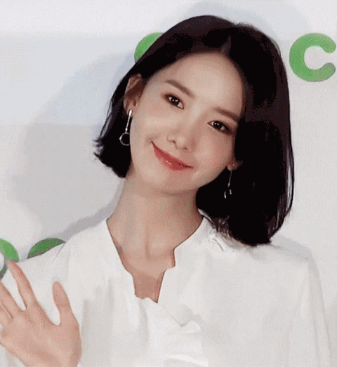 宋茜青春不败:可以给我安利一下少女时代吗（带每个人照片的那种）？