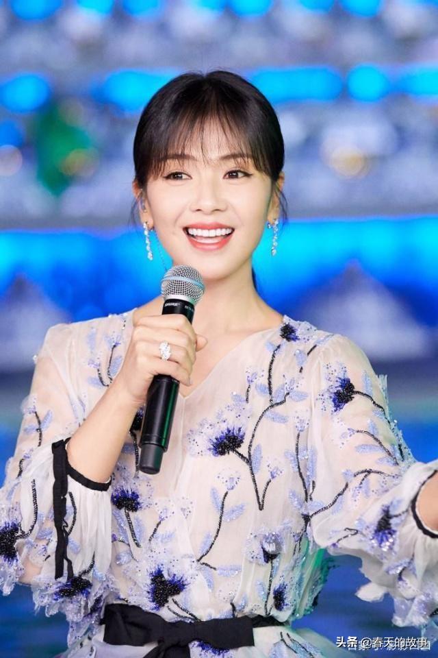 杨钰莹儿子:刘涛和杨钰莹都是南昌女孩，貌美的外表和音乐才华，你最喜欢谁