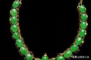 女人戴翡翠佛公吊坠禁忌,女孩子戴什么样式的翡翠挂饰最合适呢？