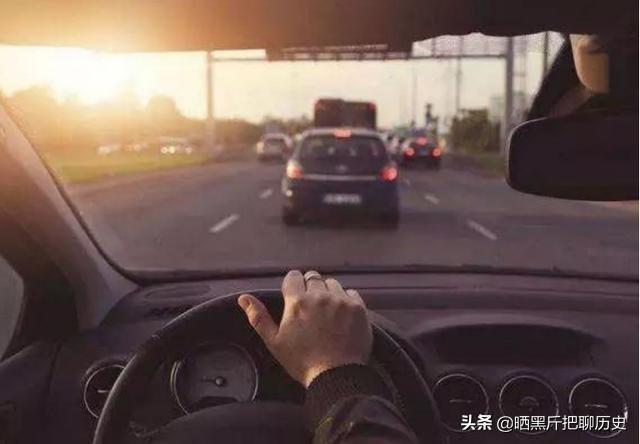 怎么看一个人开车稳不稳？