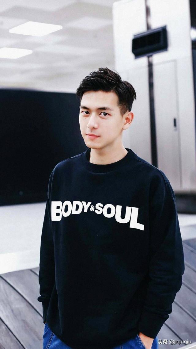 李现个人资料:2019年娱乐圈谁是热搜第一人？