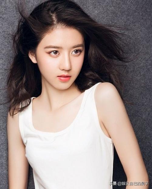 冯媛甄图片:现在谁能担得起“台湾第一美女”的称号？