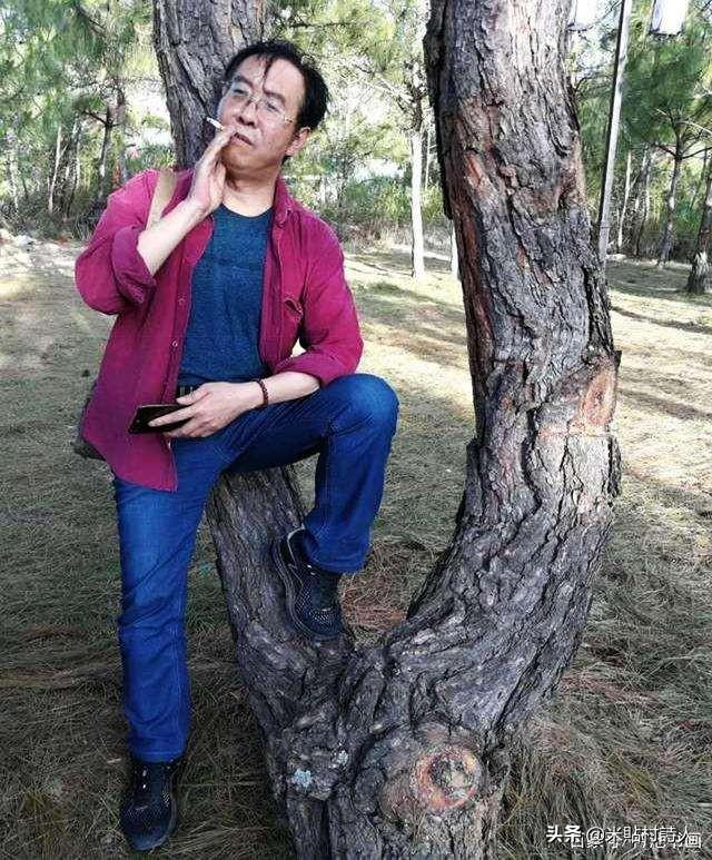 如何评价诗人陈衍强的水平？