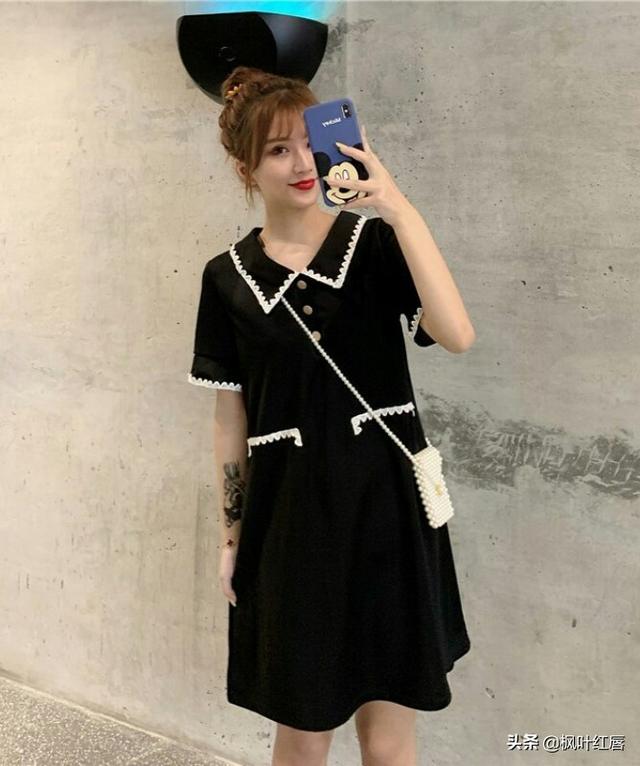 海青发型:中年女子穿什么裙子最好看