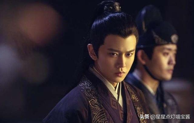 杨坤结婚了吗:偶像就应该单身么，为什么那么多人接受不了偶像结婚？
