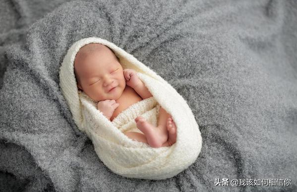 宝宝照片发<a href=https://maguai.com/list/256-0-0.html target=_blank class=infotextkey>朋友圈</a>文字:在<a href=https://maguai.com/list/256-0-0.html target=_blank class=infotextkey>朋友圈</a>第一次晒宝宝的照片，该怎么发？