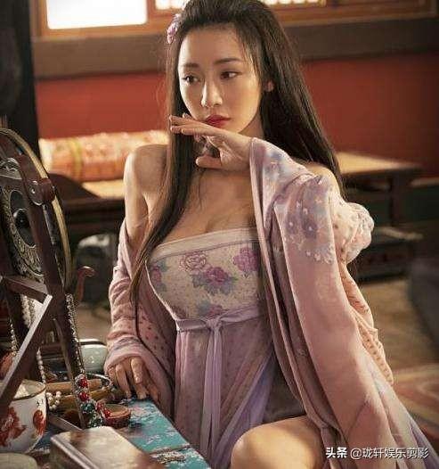 王李丹妮全淋浴照片:中国女明星里谁的身材特别好？