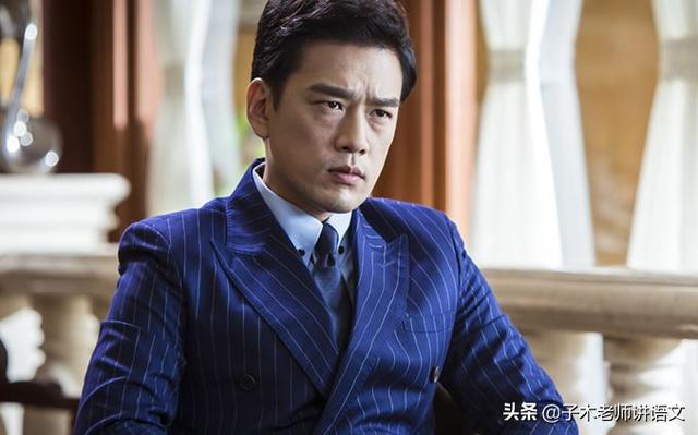 公司老板让一位关系户顶替了我的职位,可这个员工不好好干,经常出错,我应该帮助他吗？