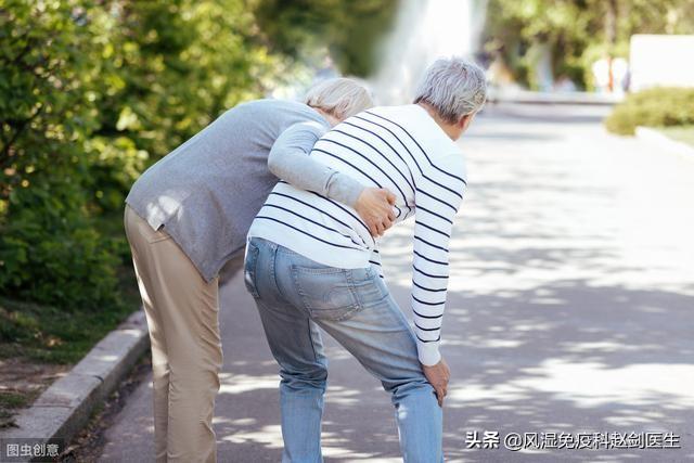 患了骨性关节炎怎么治疗:关节坏了，走不动路了怎么办？骨关节炎吃药还是手术好？
