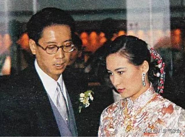 何超琼不能生育:何超琼和杨其龙当年是怎么回事，两人为何没能走到一起？