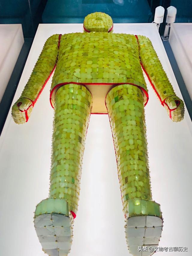 为什么古代盗墓贼遇到金缕玉衣只抽金丝不拿玉衣？