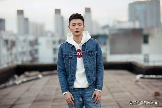 模特歌词,如何评价李荣浩的《模特》？