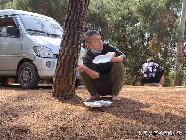 快活鸟论坛套野鸡:总是听老一辈的人说他当年遇到鬼了到底有没有鬼啊？