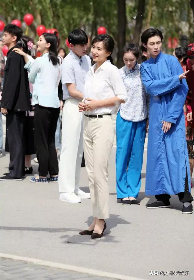 黄百鸣老婆:黄百鸣当初高价邀请周星驰拍《家有喜事》，为何票房还是亚军