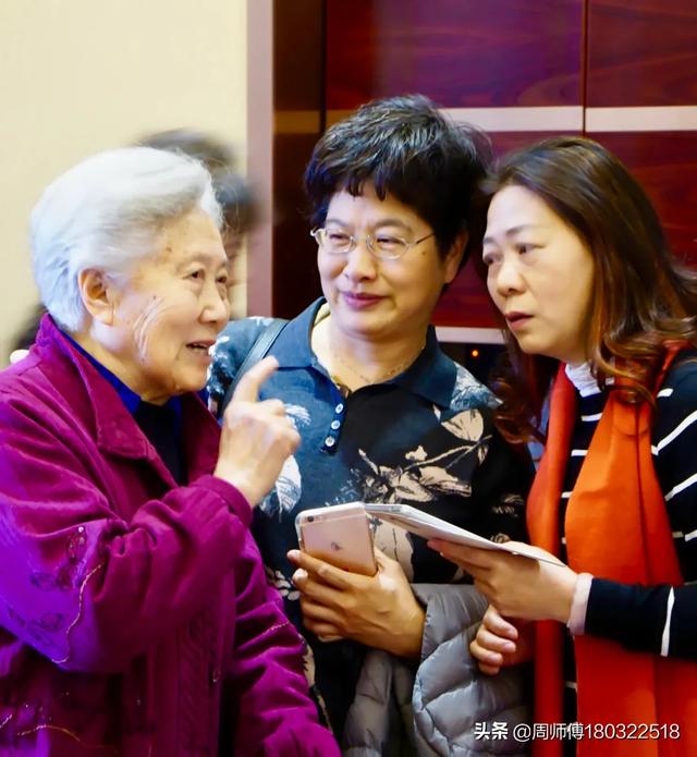 中国美女如云,你见到过的美女笑容最甜的是谁？发出来欣赏一下？