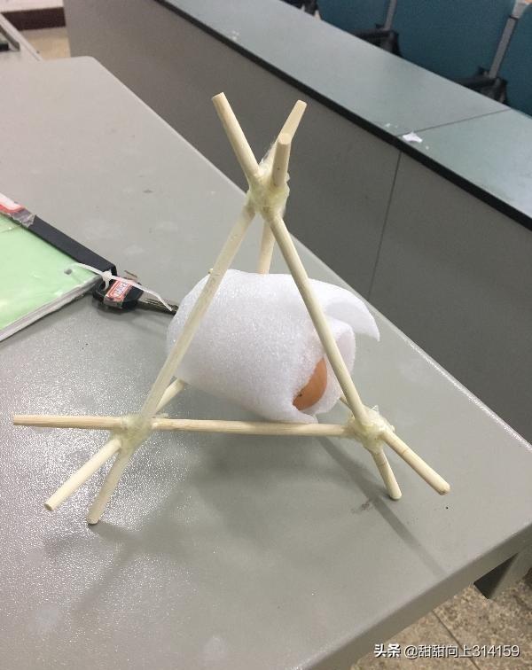 女儿幼儿园作业开展保护鸡蛋的行动怎样从高空坠落鸡蛋不会碎大家有好