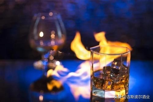 洋酒怎么喝，威士忌和白兰地有什么区别和喝法