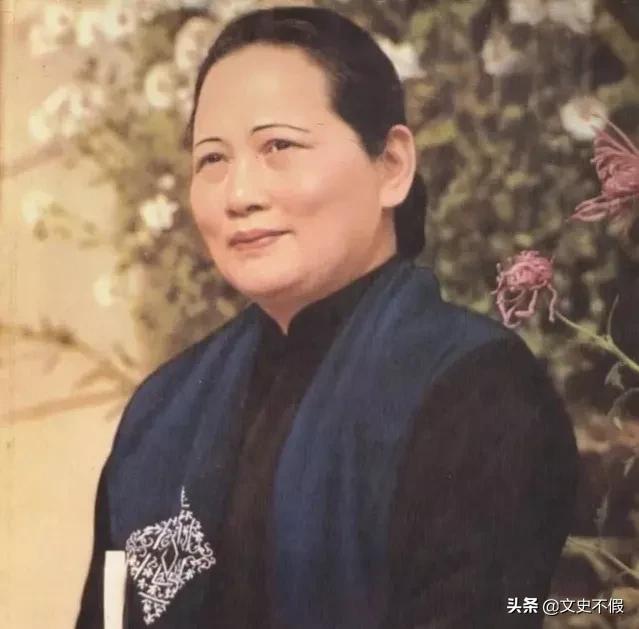 魏文彬李思思结婚照:董卿“接班人”竞争激烈，李思思后继乏力？龙洋能胜任吗？