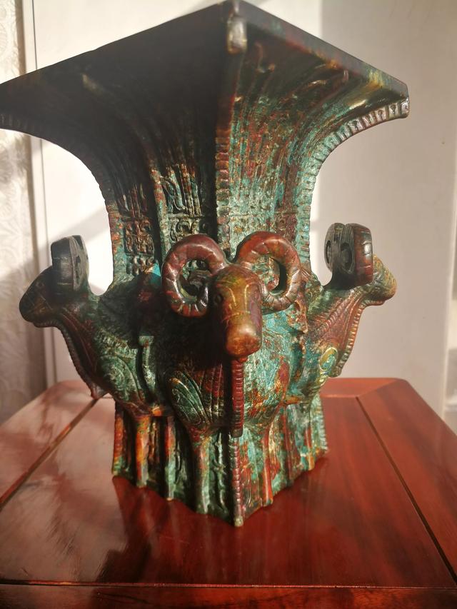 古玩市场上的民间精品古董都流向哪里了？插图44