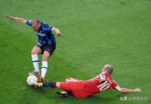 劳伦斯 r 哈维:世界足坛公认的4大球王是谁？