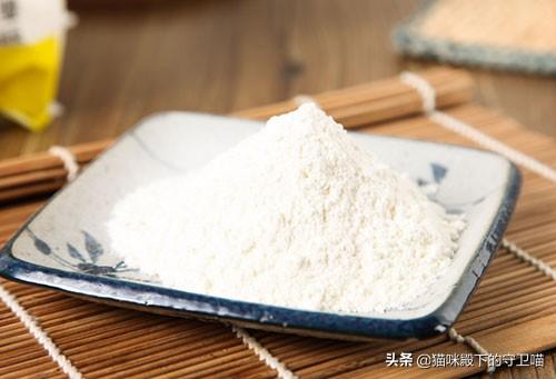 拉布拉多幼犬怎么补钙:怎样给五个月的拉布拉多犬补钙？