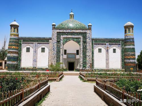 新疆墓地图片，在新疆喀什的“香妃墓”是真的吗
