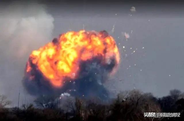 宠物专家事件:俄罗斯火箭发动机试验发生大爆炸，为何炸死两名核专家？